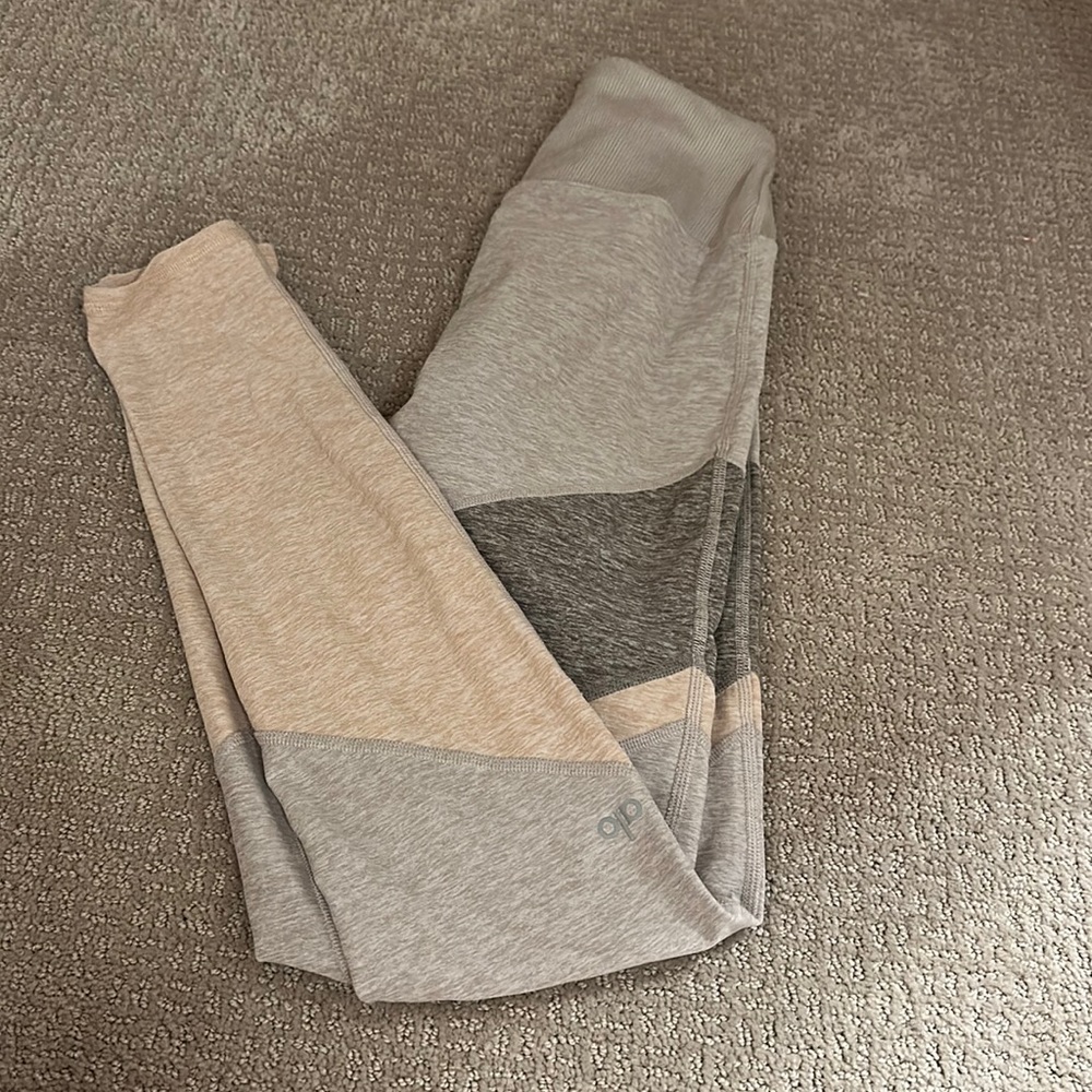Alo leggings